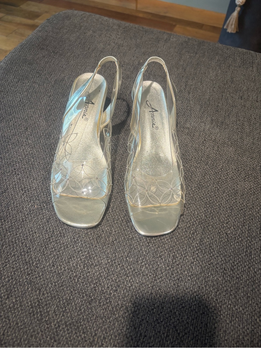 Vintage Annie Silver Clear Strap Slingback Women’s Heels Size 8
